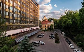 Отель Premier Hotel Dnister